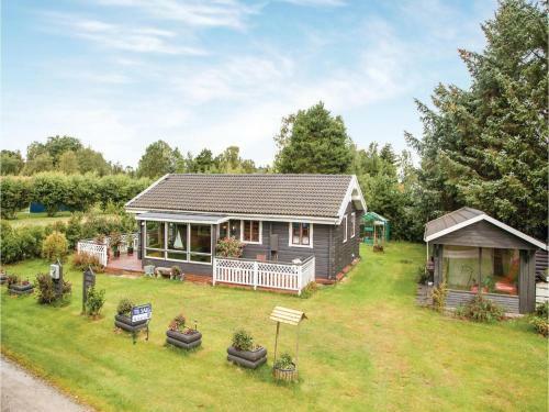 Two-bedroom Holiday Home In Hals