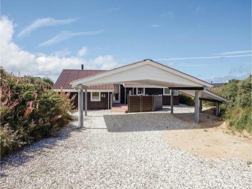 Four-bedroom Holiday Home In Hjorring