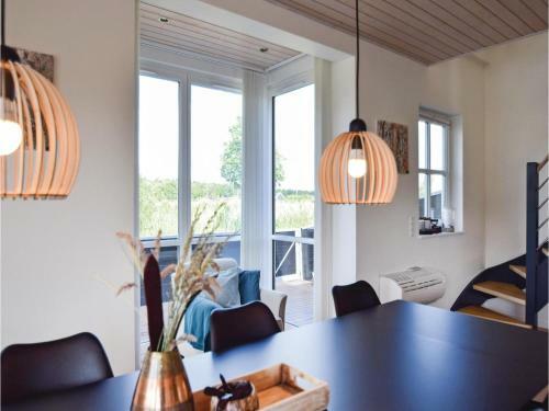 Three-bedroom Holiday Home In Juelsminde