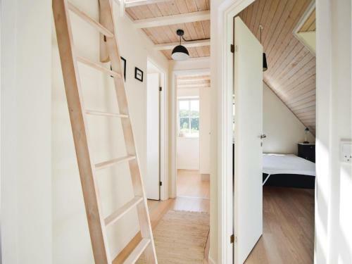 Three-bedroom Holiday Home In Juelsminde