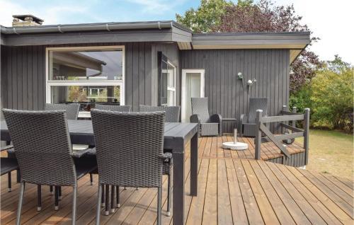 Two-bedroom Holiday Home In Juelsminde