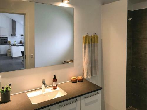 Three-bedroom Holiday Home In Juelsminde