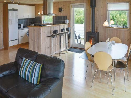 Three-bedroom Holiday Home In Lemvig