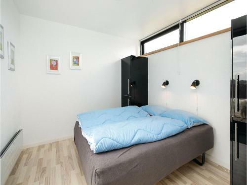 Three-bedroom Holiday Home In Lokken