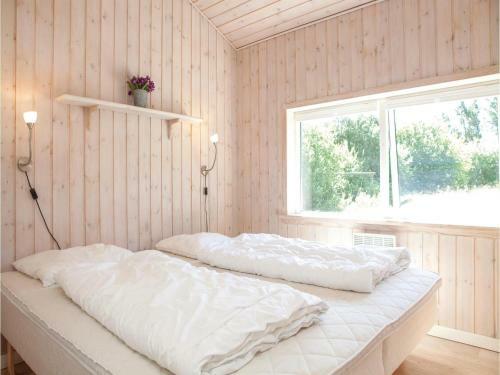 Three-bedroom Holiday Home In Lokken