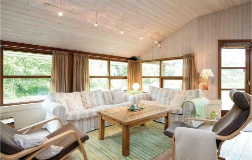 Three-bedroom Holiday Home In Hjorring