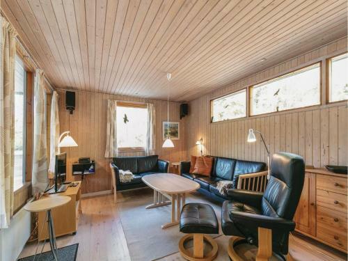 Three-bedroom Holiday Home In Nexo