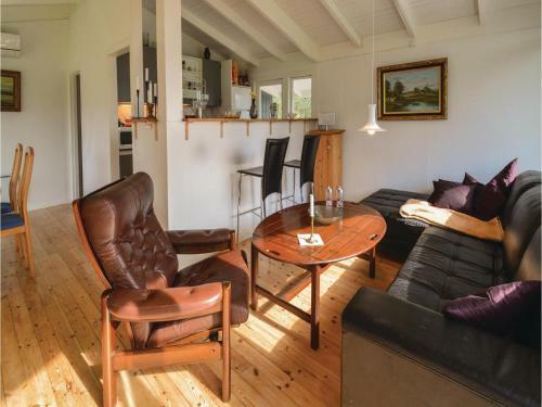Three-bedroom Holiday Home In Rodby