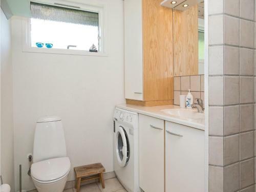 Three-bedroom Holiday Home In Saltum