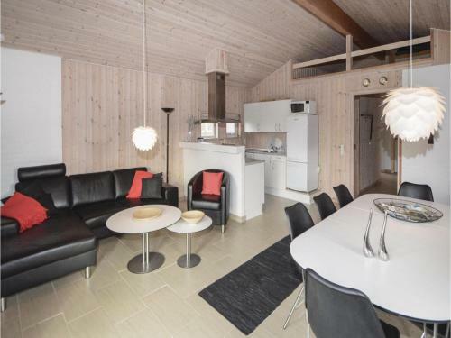 Three-bedroom Holiday Home In Silkeborg