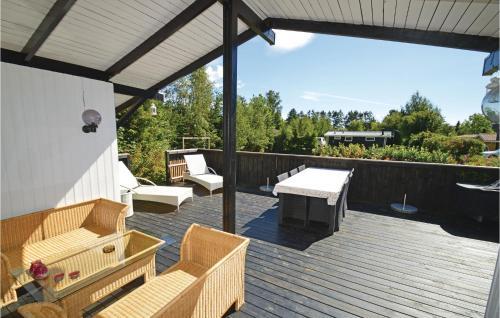 Three-bedroom Holiday Home In Stege