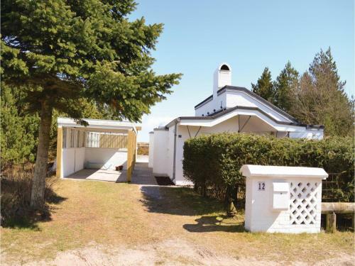 Three-bedroom Holiday Home In Albak