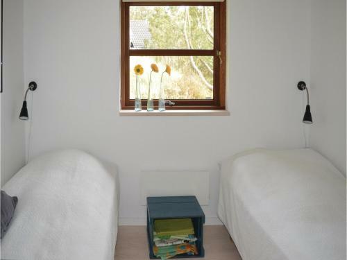 Three-bedroom Holiday Home In Albak