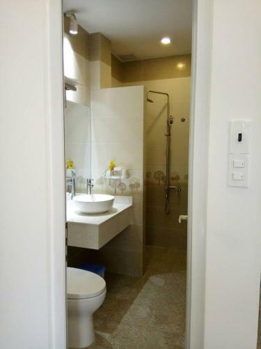 Hotel Kh�ch S?n Mini Khang Th?nh