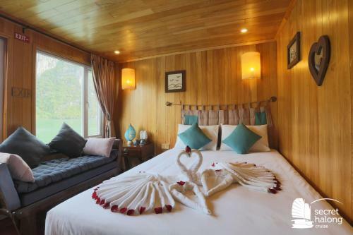 Secret Halong Cruise