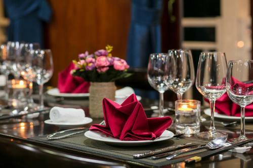Flamingo Luxury Cruises