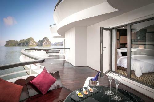 President Cruises Halong