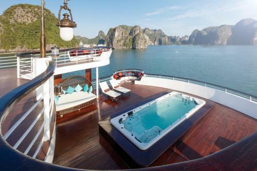 President Cruises Halong