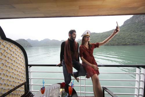 Halong Serenity Cruises