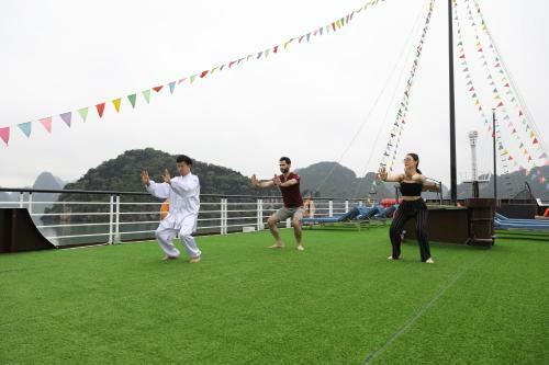 Halong Serenity Cruises