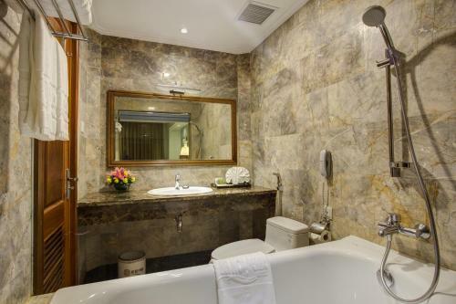 Hanoi Pearl Hotel
