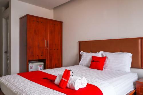 Hostal Reddoorz Near Aeon Mall Binh Tan