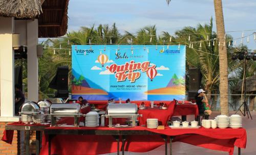 Hotel Suoi Hong Resort