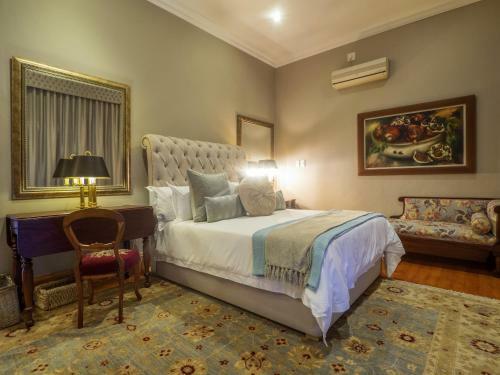 Madison Manor Boutique Hotel