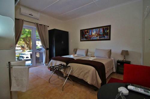 Hostal Livine Sante