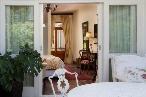 Bed & Breakfast De Hoek Manor