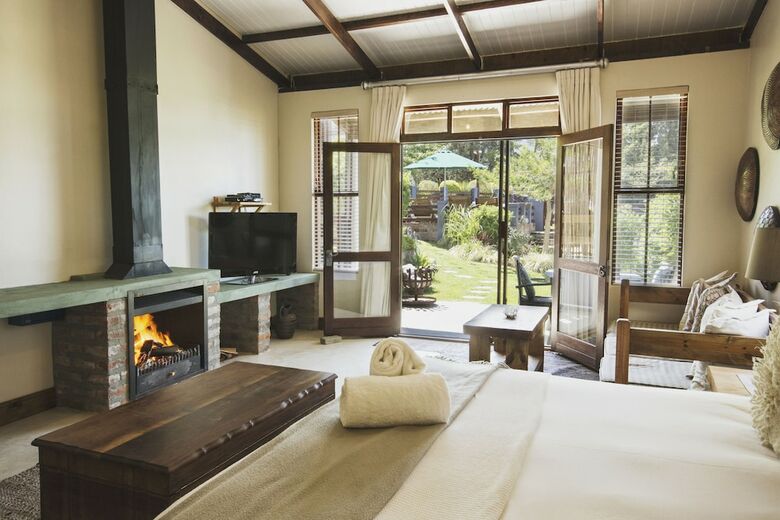 Lodge A Hilltop Country Retreat