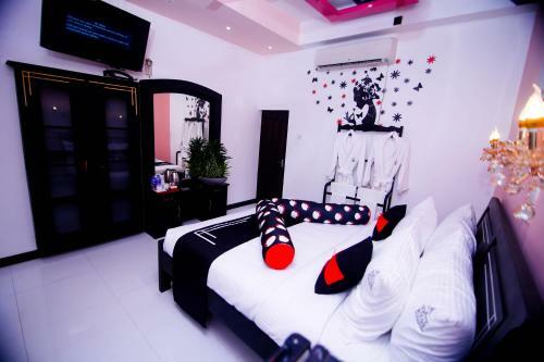 Hotel White House