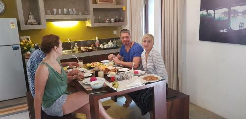 Hostal Villa Tulip Garden