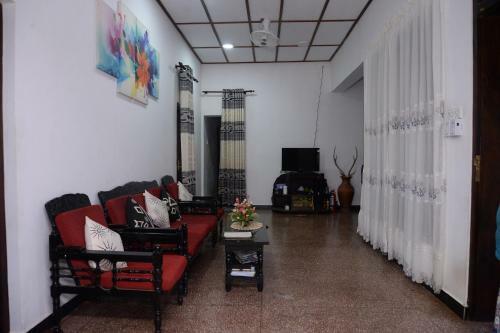 Hostal Mahagedara Family Guest