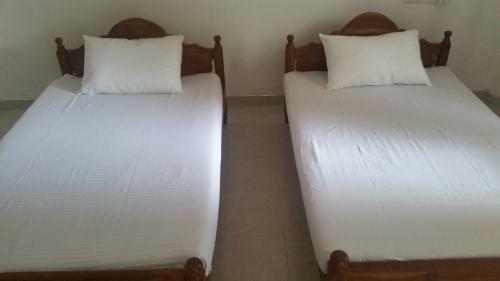 Hostal Sunhill Lake Tourist Rest