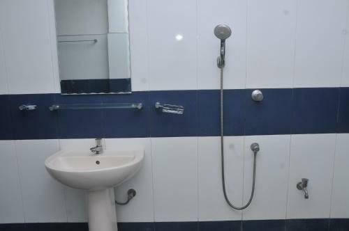 Hostal Sanhinda Holiday Home
