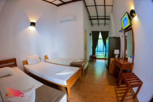 Hostal Lake Monark Resort