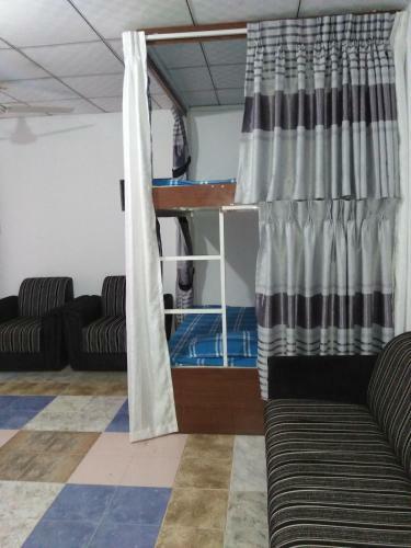 Kingfisher Family Guest & Hostel