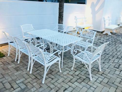 Hostal Royal White Tourist Rest