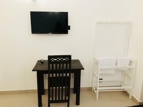 Hostal Royal White Tourist Rest