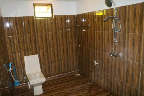 Hotel Deshani Holiday Inn