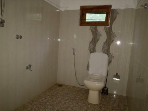 Hotel Deshani Holiday Inn