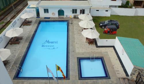 Mount Breeze Hotel