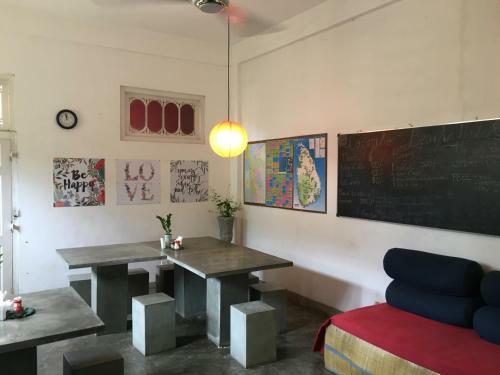 Colombo Beach Hostel By Nomadic