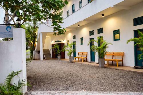 Colombo Beach Hostel By Nomadic