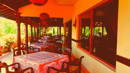 Asian Jewel Boutique Hotel