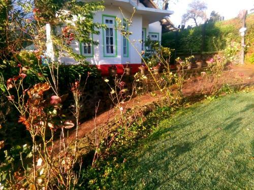 Nuwara Eliya Mountain View Home Stay