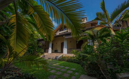 Sergeant House Boutique Villa & Private Beach