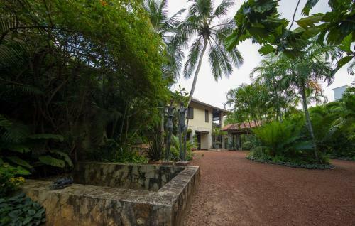 Sergeant House Boutique Villa & Private Beach