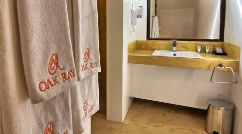 Hotel Oak Ray Haridra Beach Resort